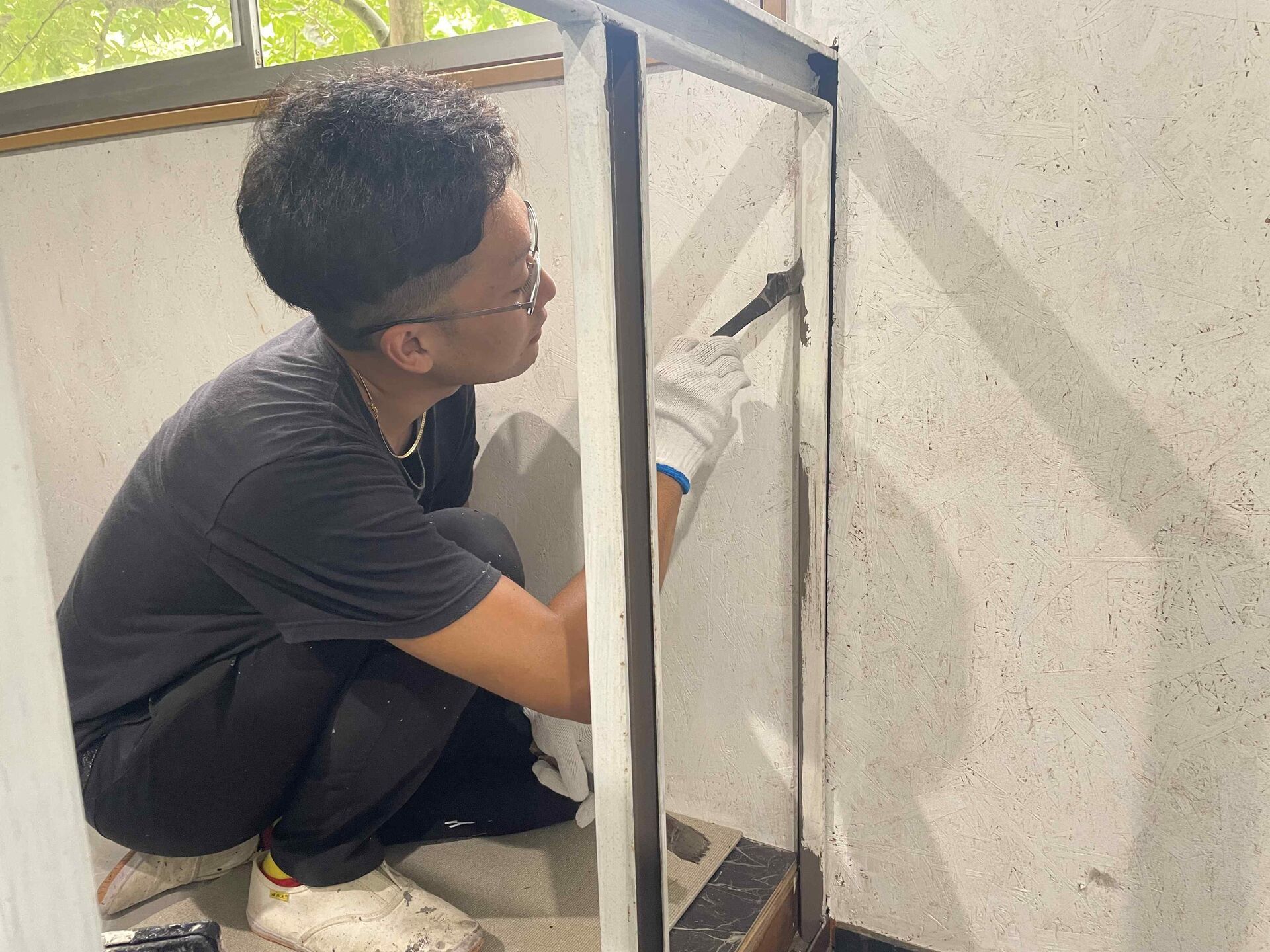 事務所内鉄骨階段塗装