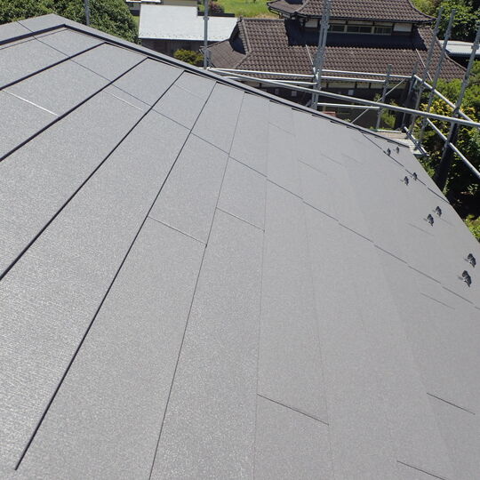 佐倉市　屋根カバー工事後